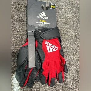 Boys Adidas red T-Ball Batting Glove size S/M